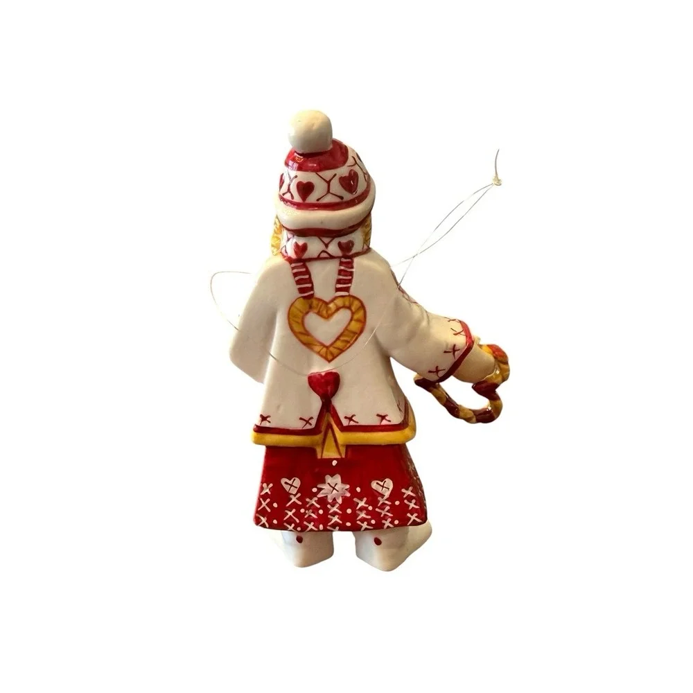Villeroy Boch Scandinavian Ceramic Girl w/Heart Ornament No Box Red White EUC‎